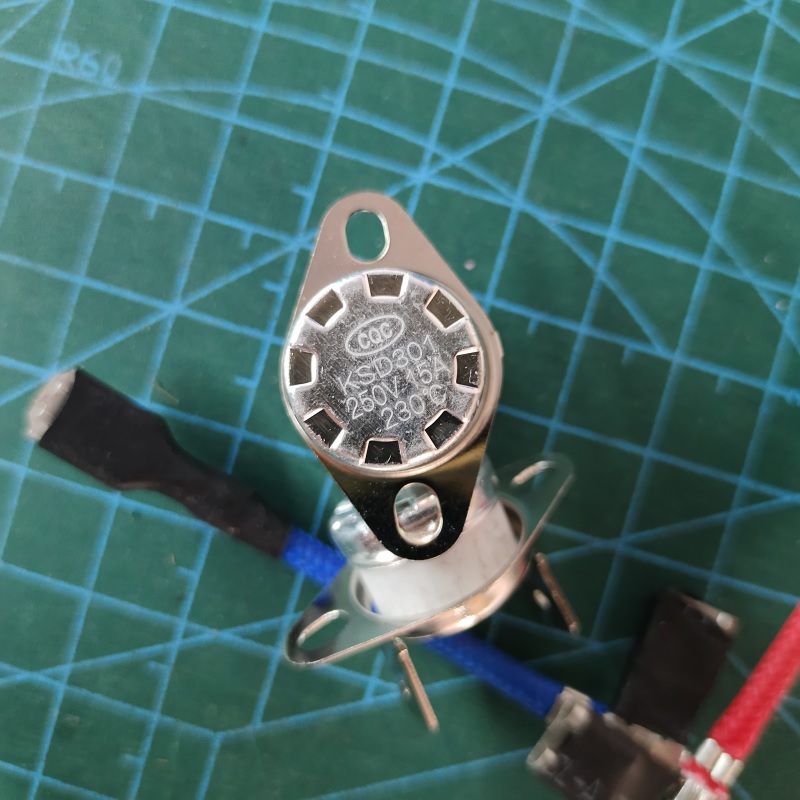 Ogranicznik temperatury z łącz – Candy Floss Machine recenzja i cena